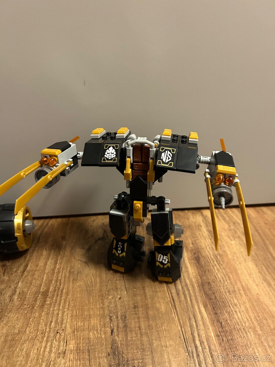 Lego Ninjago Thunder Raider 71699 - 4