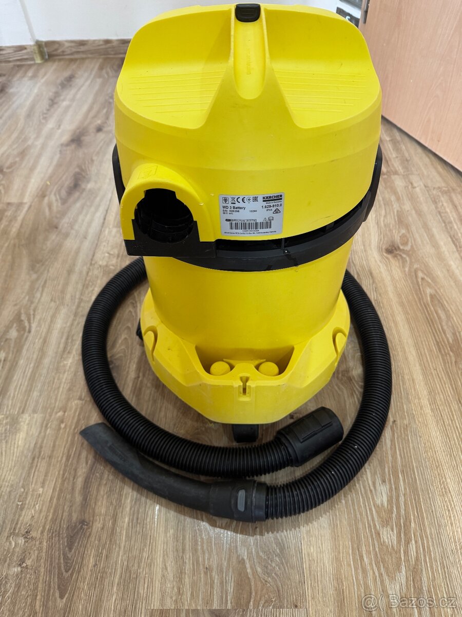 Aku vysavač KÄRCHER WD 3 - 4