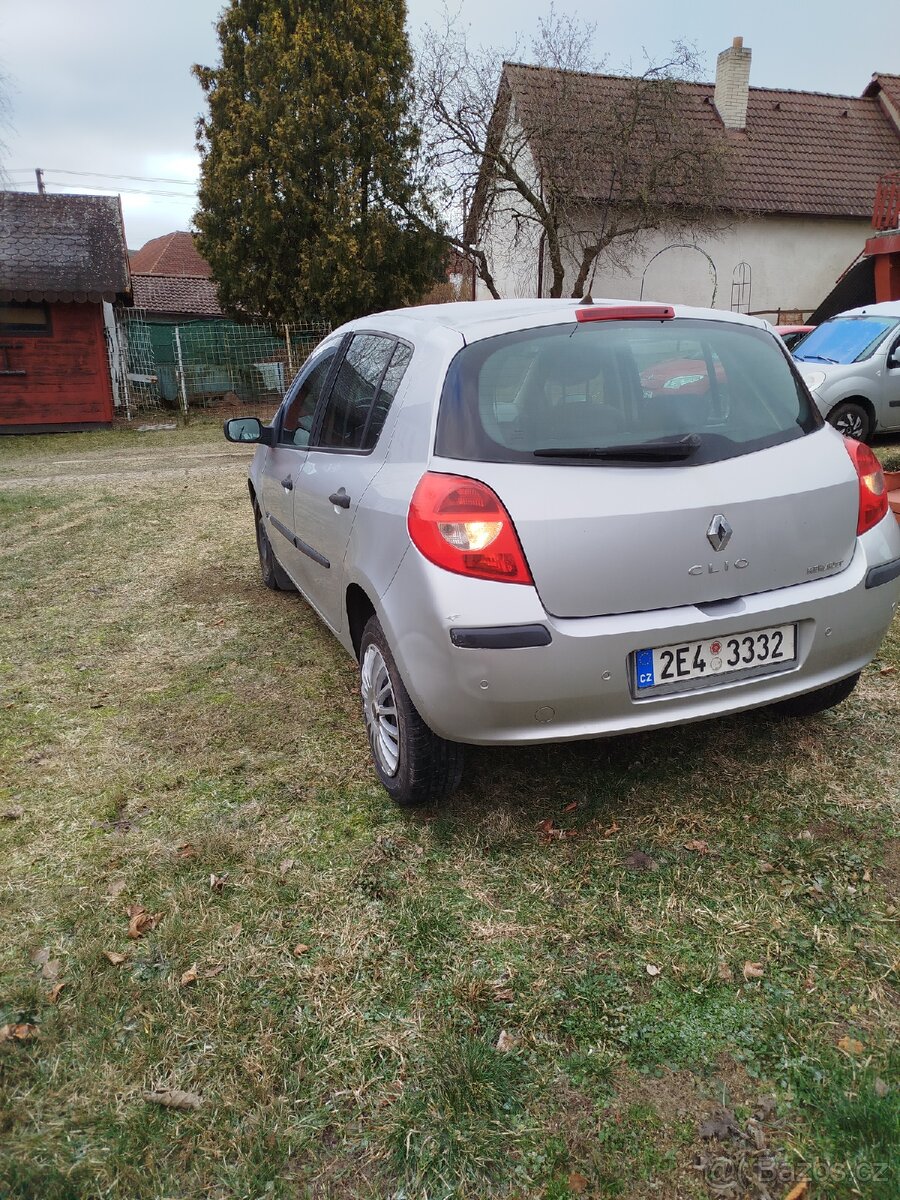 Renault Clio 3 1.5Dci 50kw - 4