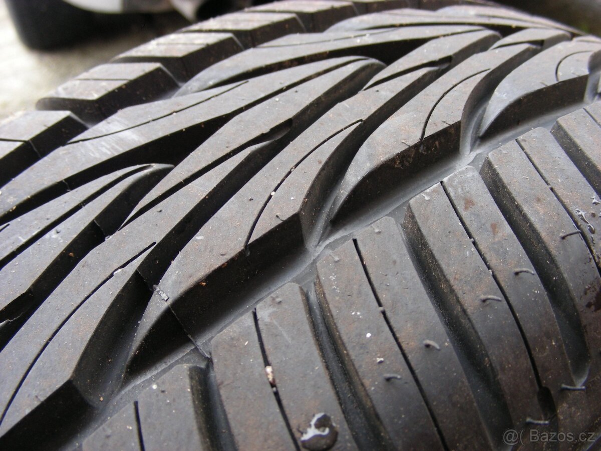 Prodám novou rezervu, kolo s novou pneumatikou. - 4