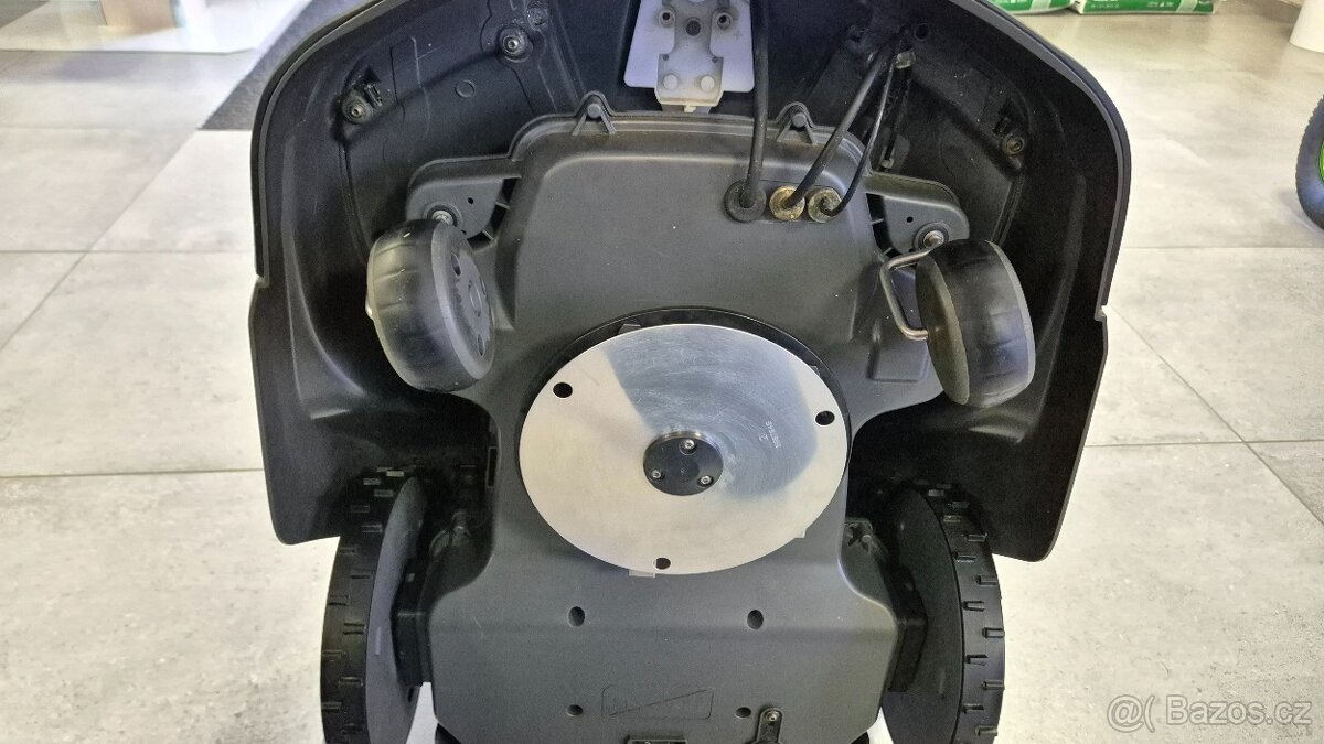 Robotická sekačka Husqvarna automower 550 EPOS - 4