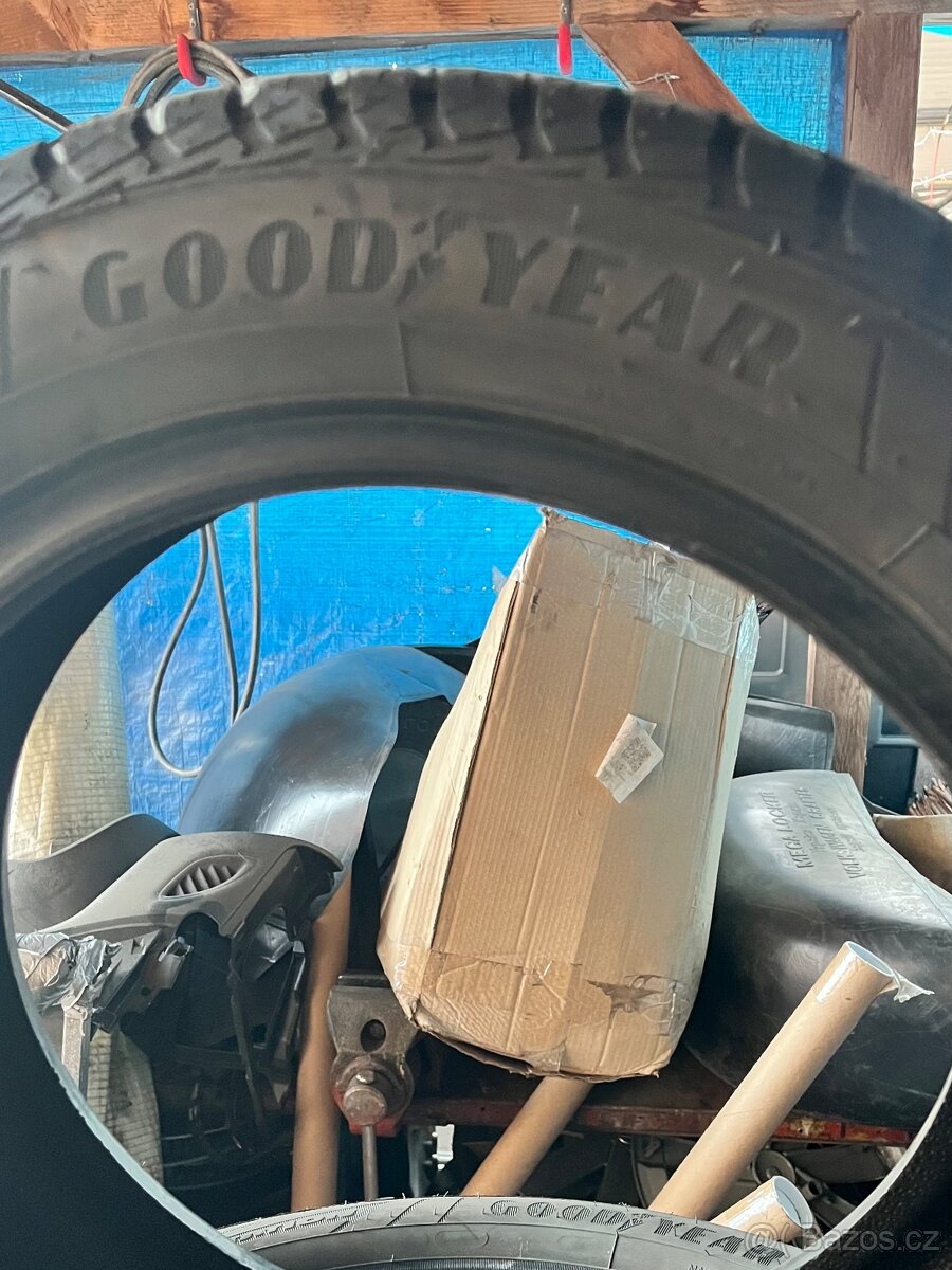 Zimní pneumatiky 165/60/15 - 4