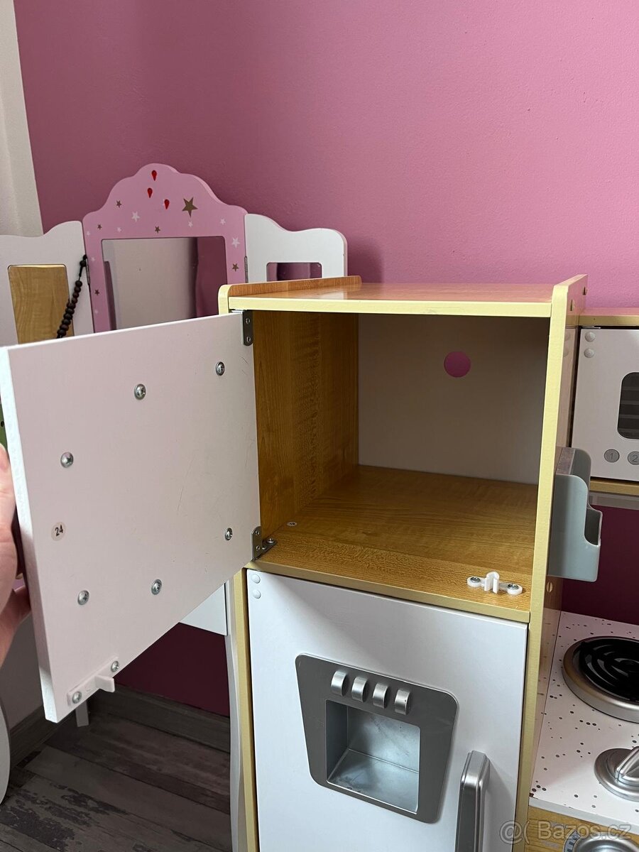 Dětská kuchyňka s příslušenstvím - 4