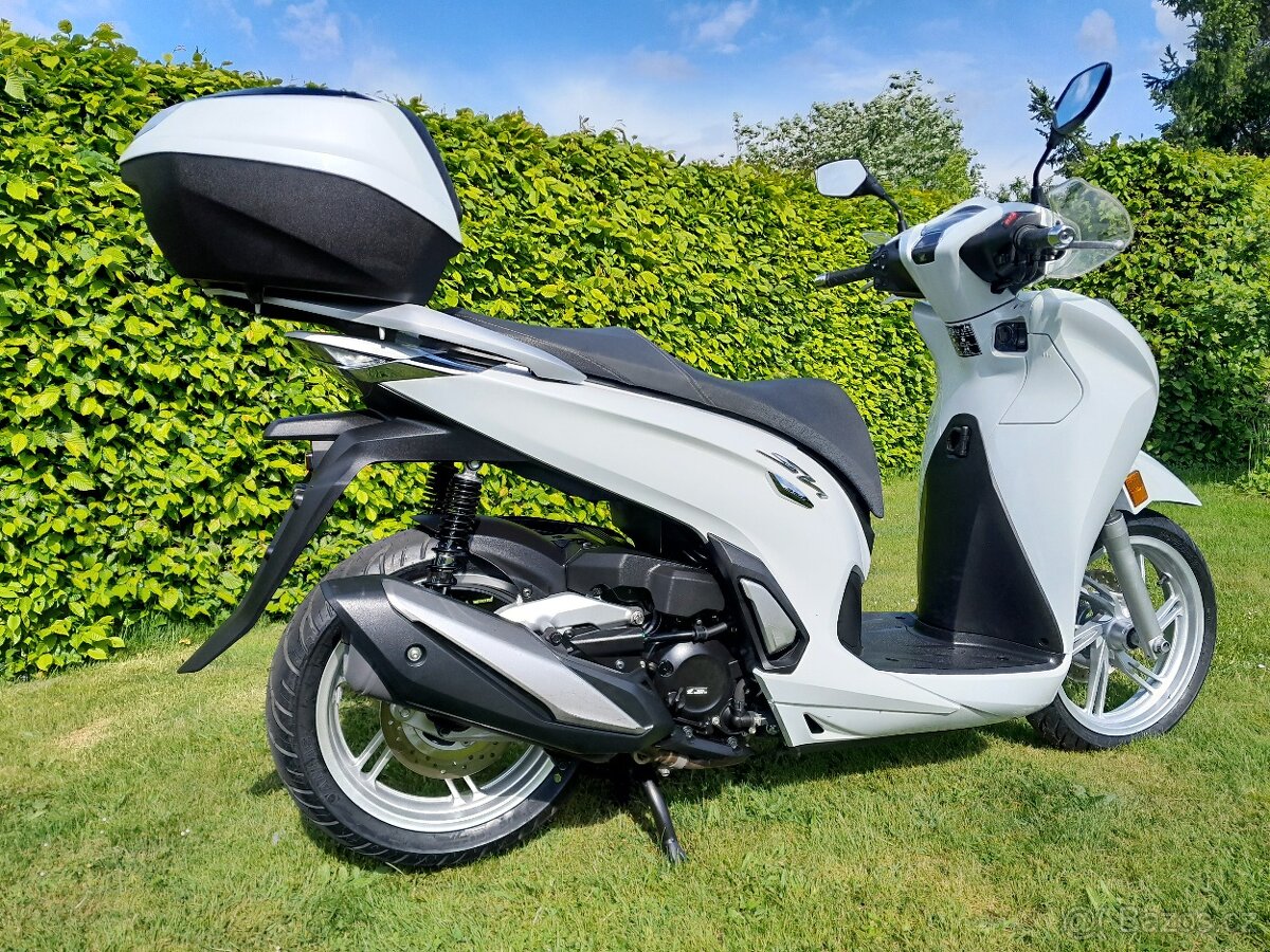 Honda SH 350i ABS - 4