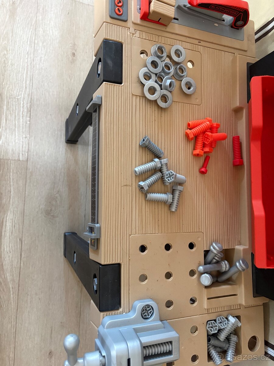 Chlapecká elektronická dílna Black+Decker - 4