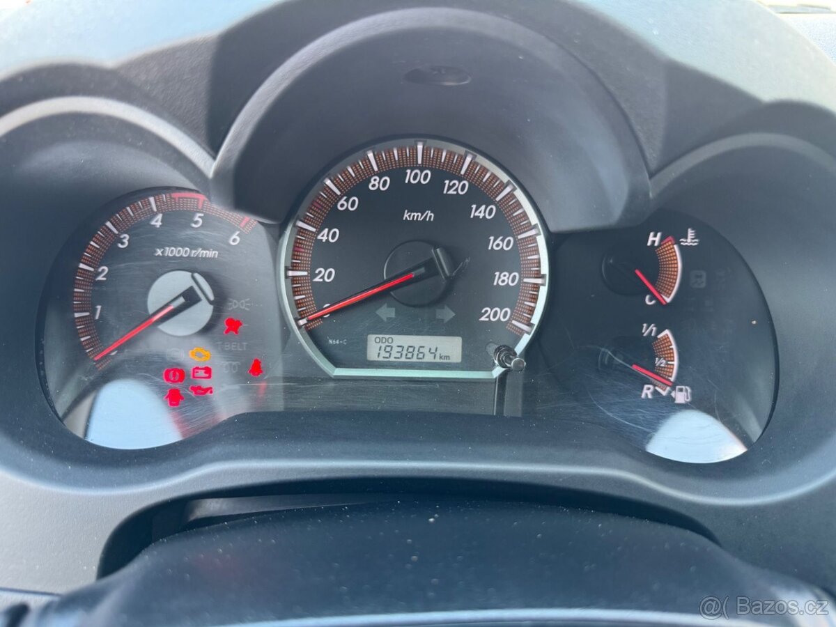 Toyota Hilux Double Cab 2.5D4D 106kw