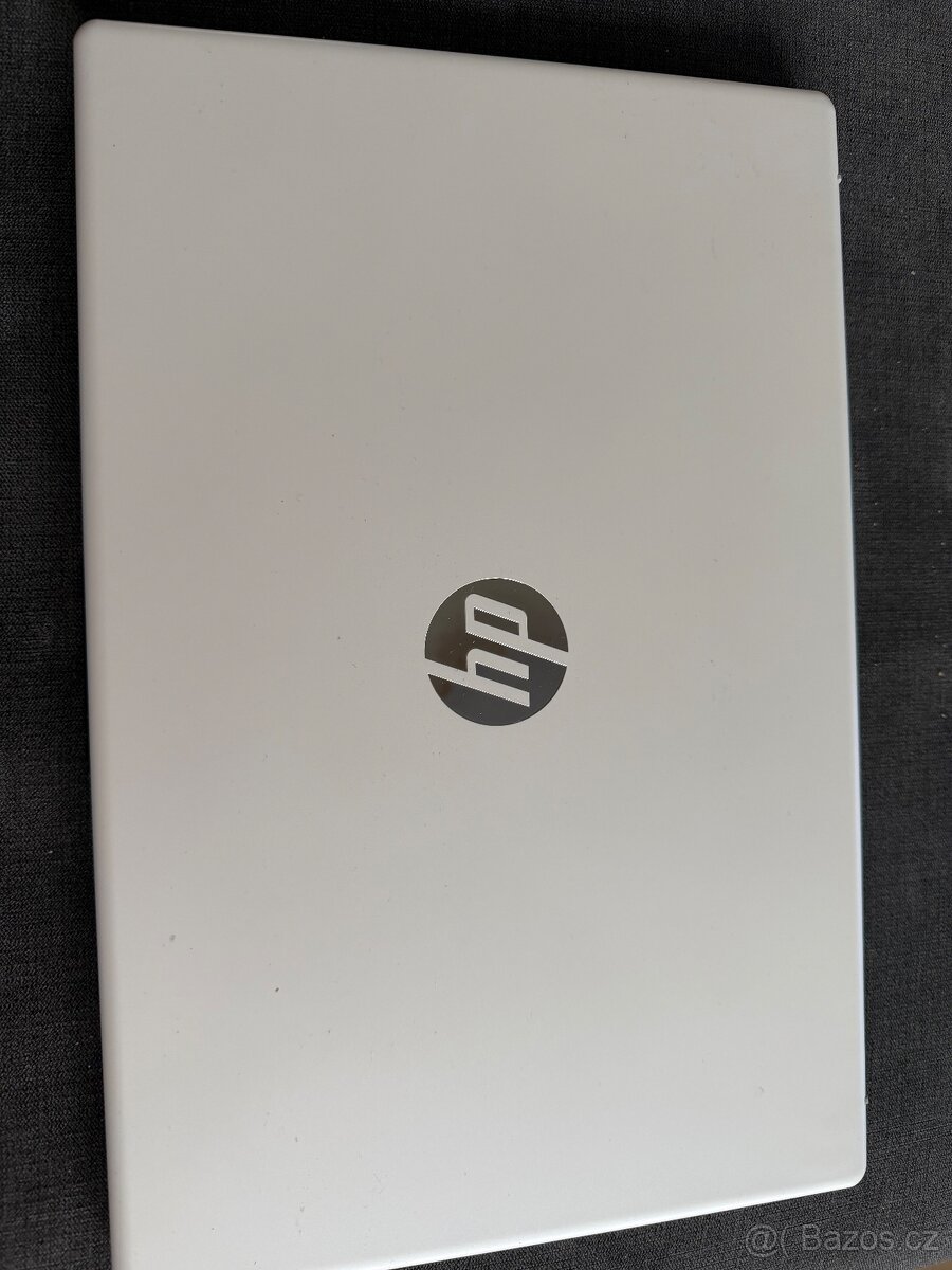 Notebook HP 15,6, jako nový 2 měsíce starý - 4