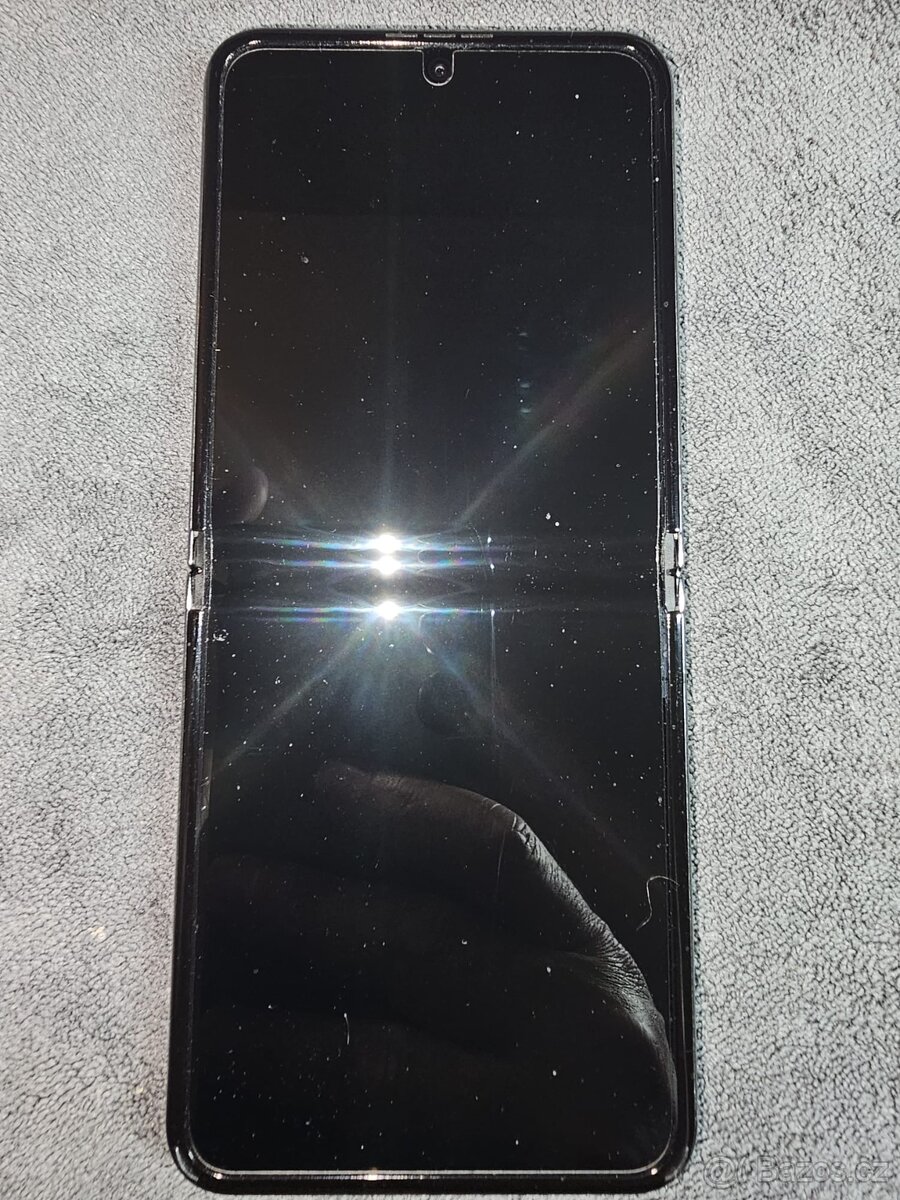 Samsung galaxy Z flip 5 256 gb - 4