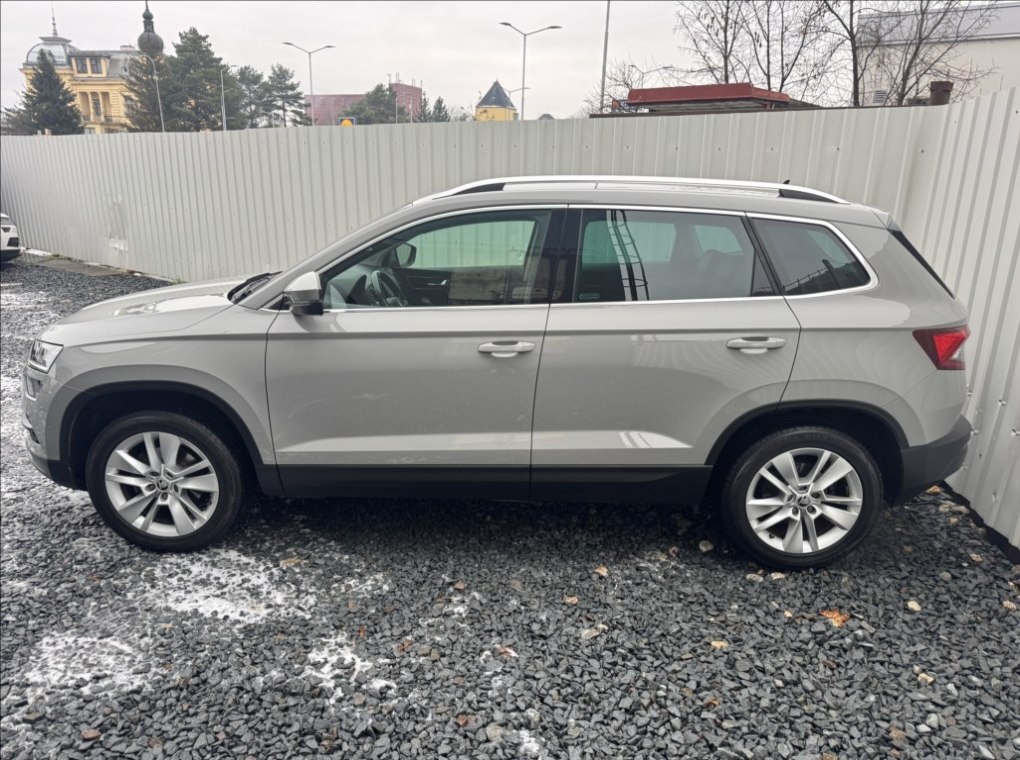 Prodávám Škoda Karoq 1,5 TSI STYLE ACC DPH 1.maj ČR - 4