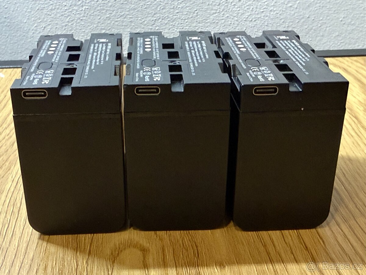 NP-F970 - 6600 mAh - 4