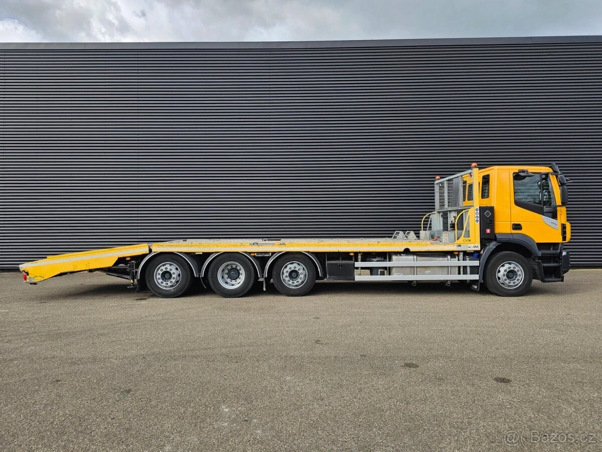 Iveco AD320S42 8x2 / Přepravník strojů - 4