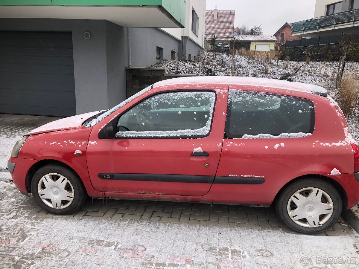 Přidám renaul clio - 4