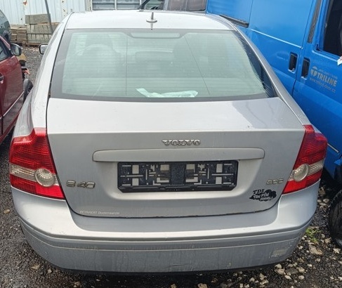 ND z Volvo V40 1997.cm3 100.kw nafta r.v.2004 (K76) - 4