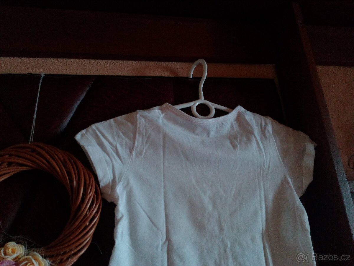 Prodam triko se Smoulinkou vel.110/116 lupilu Nove a moc pek - 4