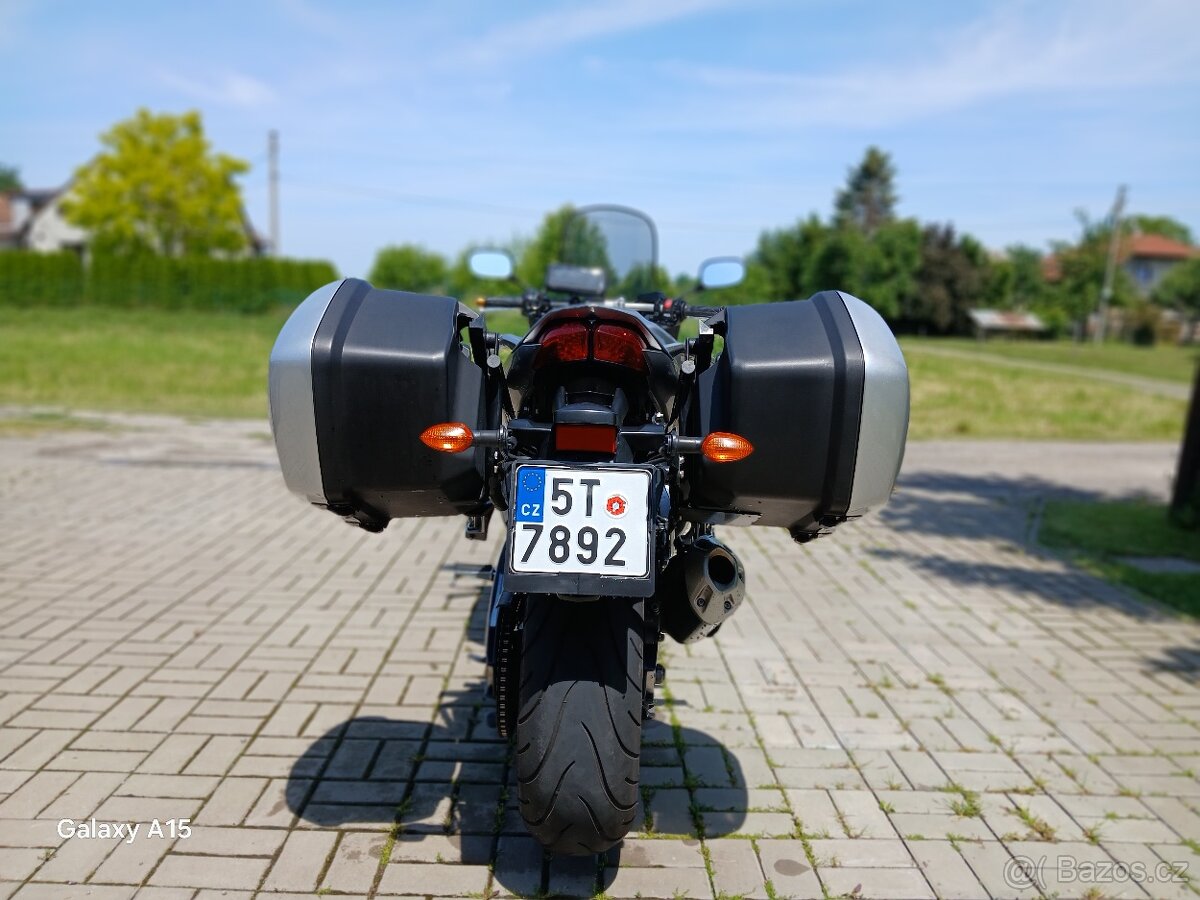 Yamaha Fazer FZ1 GT - 4