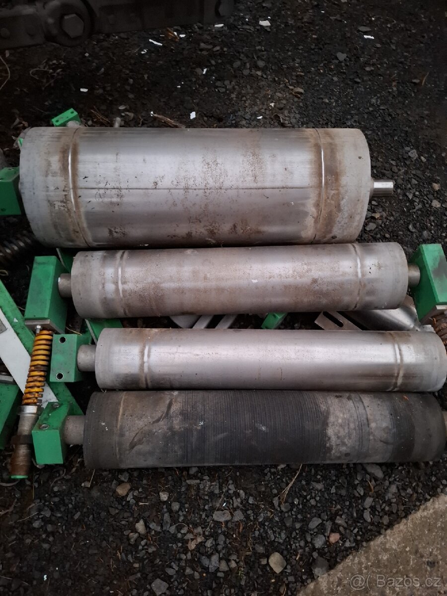 Nerezové válce s uložením - 4