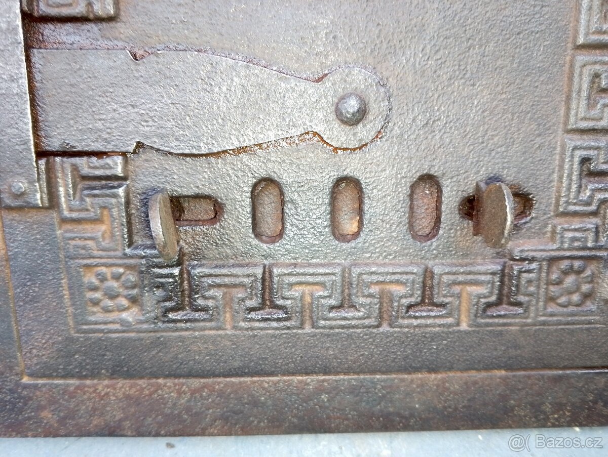 Staré dvířka na kamna - 4