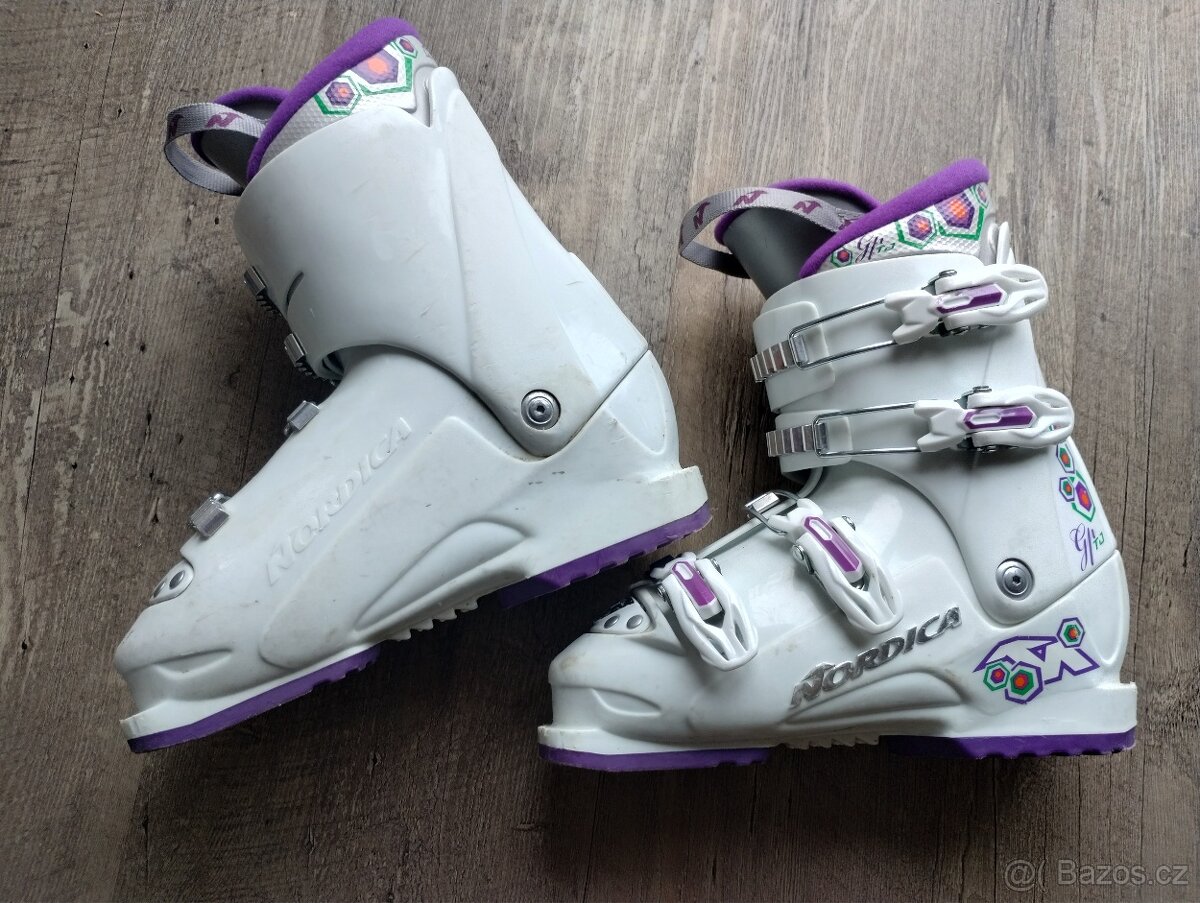 Lyžáky dívčí Nordica, vel. cca 37 - 4