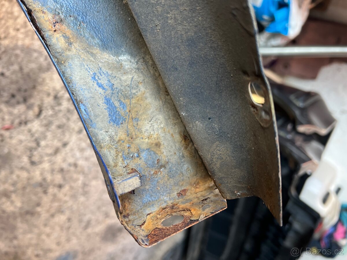 Pravý blatník Polo 6n2 - 4