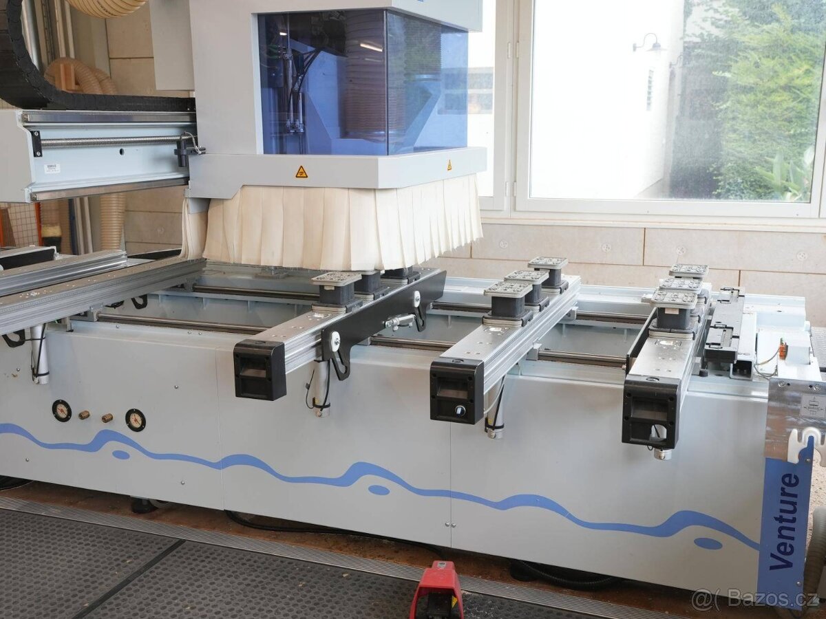 CNC obráběcí centrum WEEKE Venture 1M - 4
