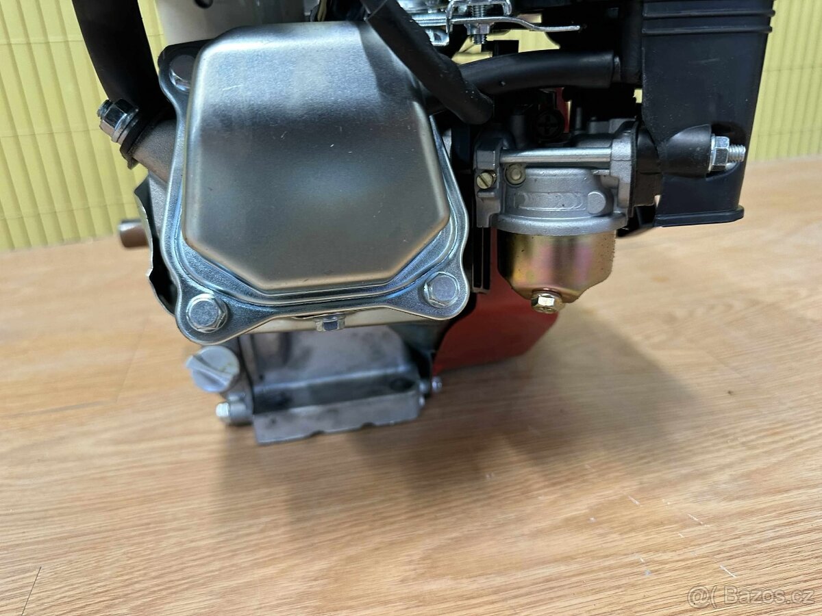 Benzínový motor 7.5 HP – pouze rozbalený, nepoužitý (č. 10) - 4