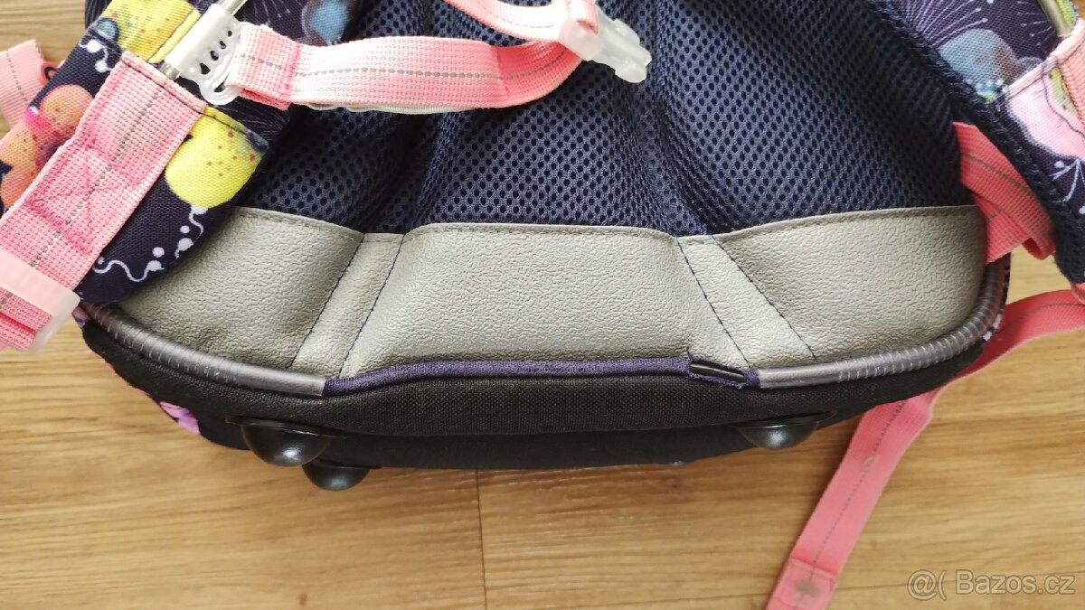 školní batoh Topgal Ally p.c. 1600 Kč - 4