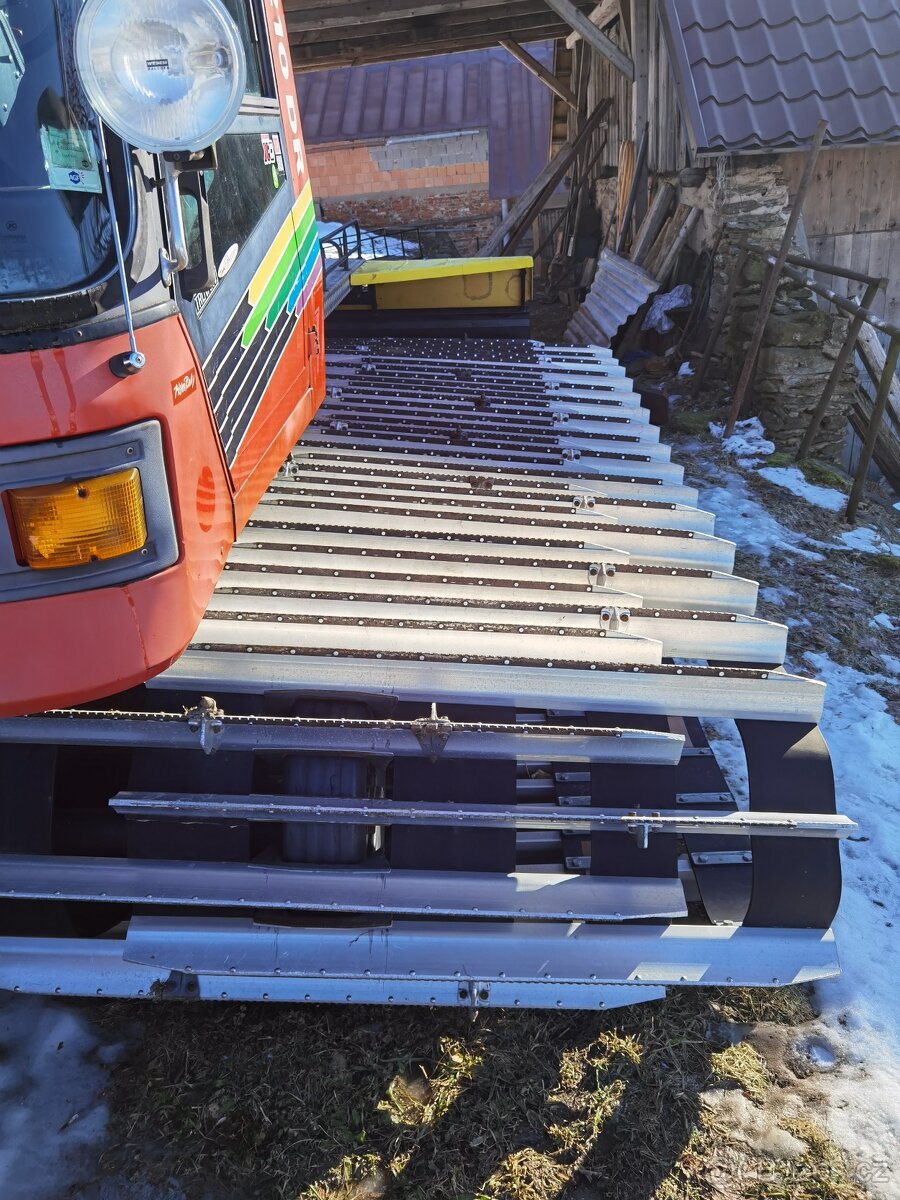 Sněžná rolba Kässbohrer PB 42.210 DR - 4