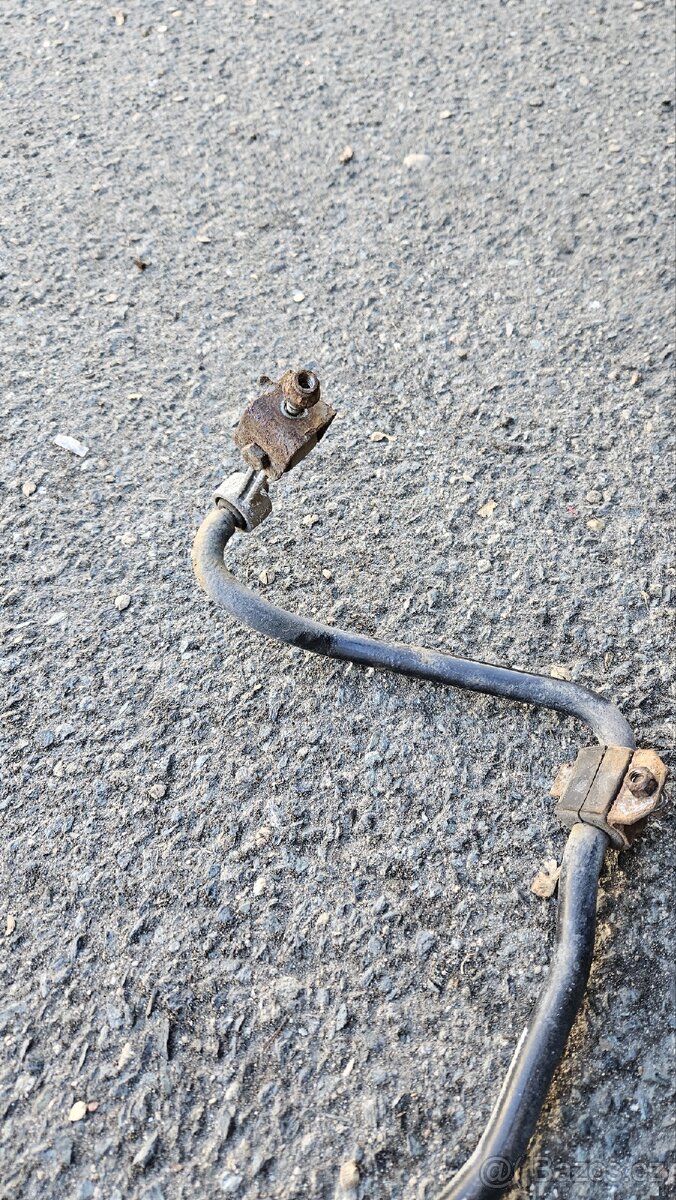 BMW e36 M-Technic zadni stabilator - 4