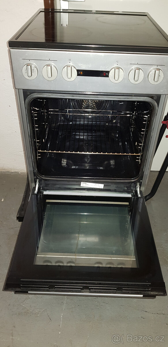 Elektrický sporák MORA C525BS - 4