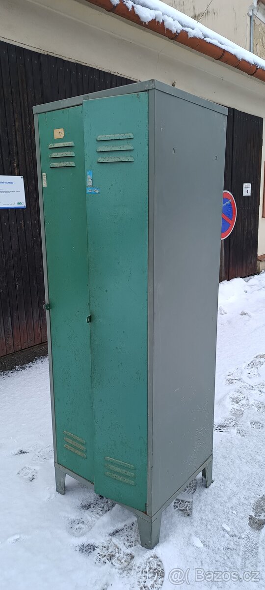 Plechová skříňka - 4