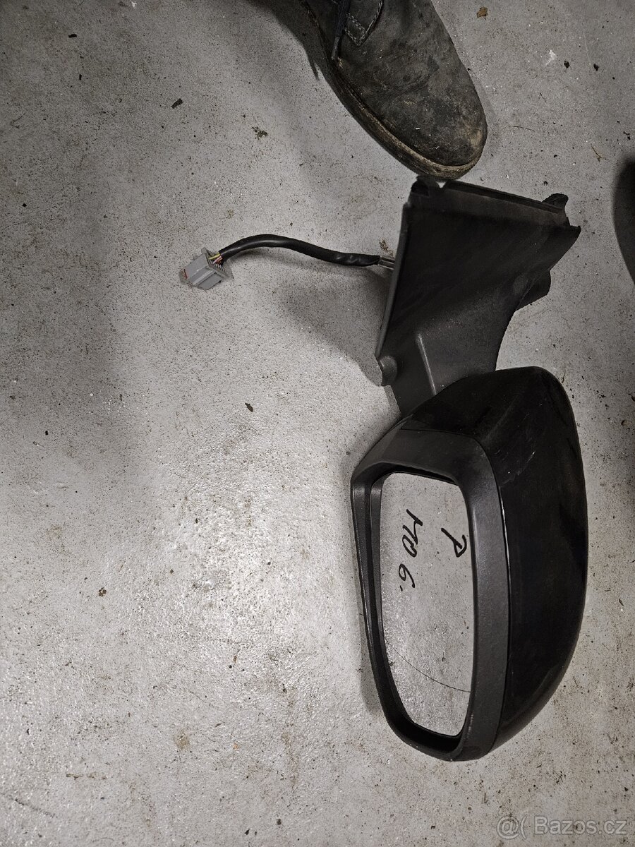 Pravé zrcátko ford mondeo mk4 - 4