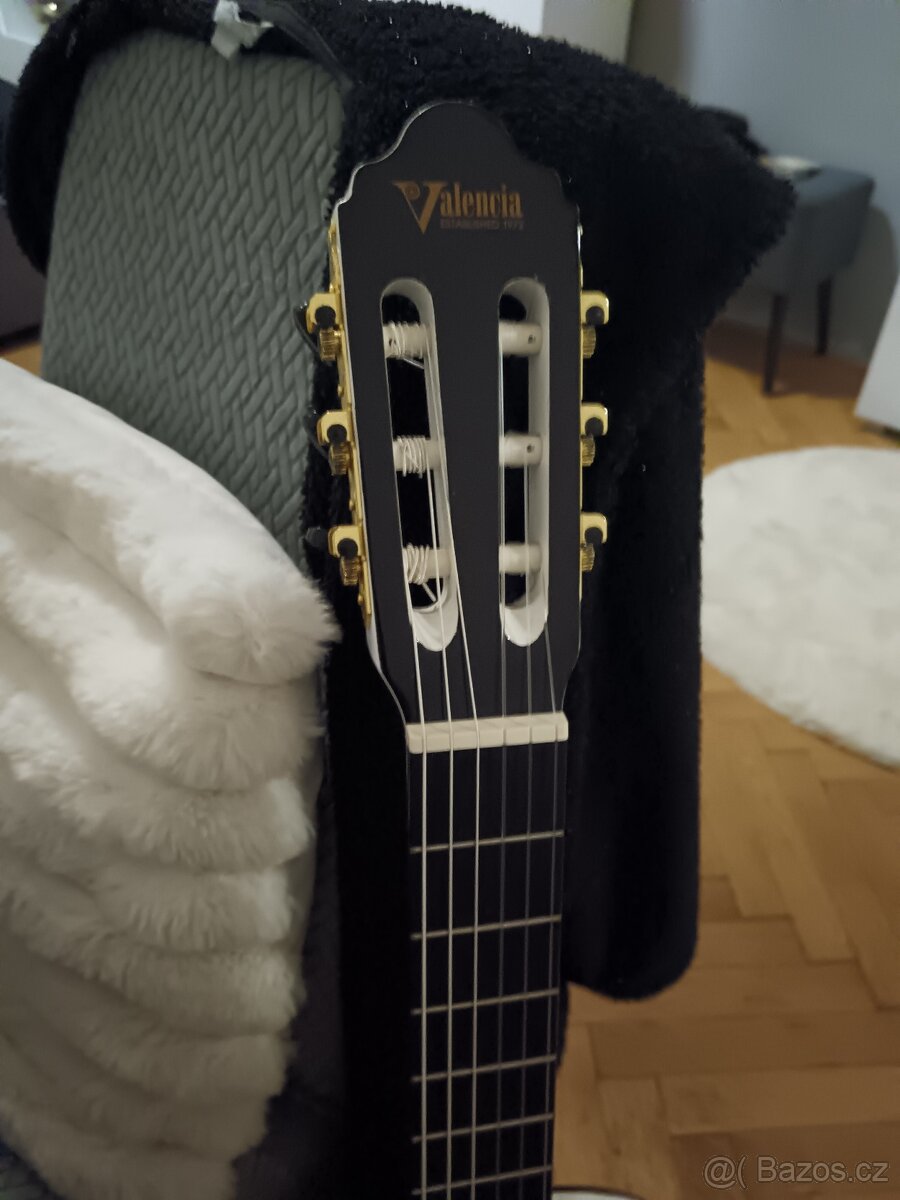 Kytara bílí lesk - 4