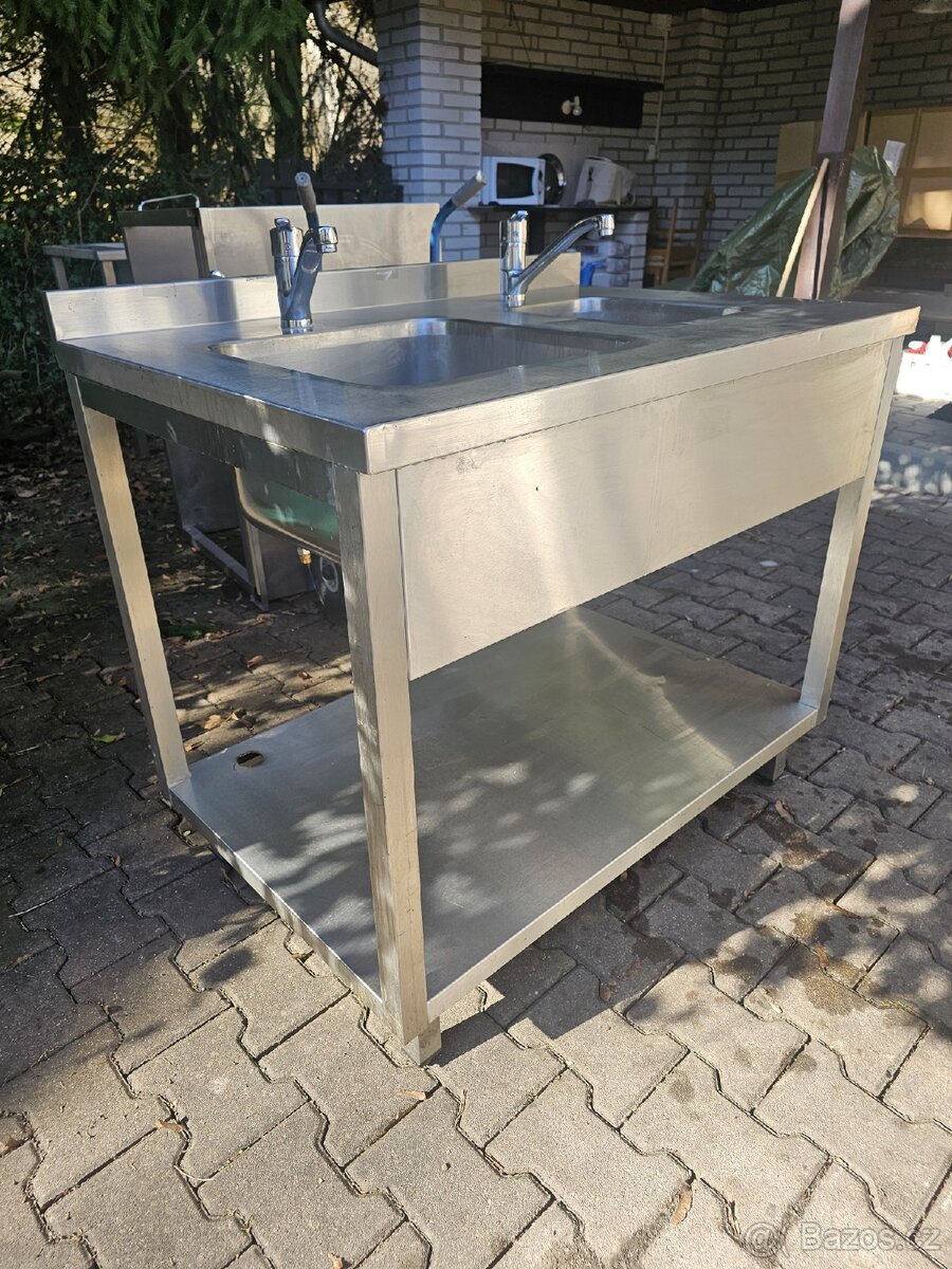 Nerezový dvoudřez - 4