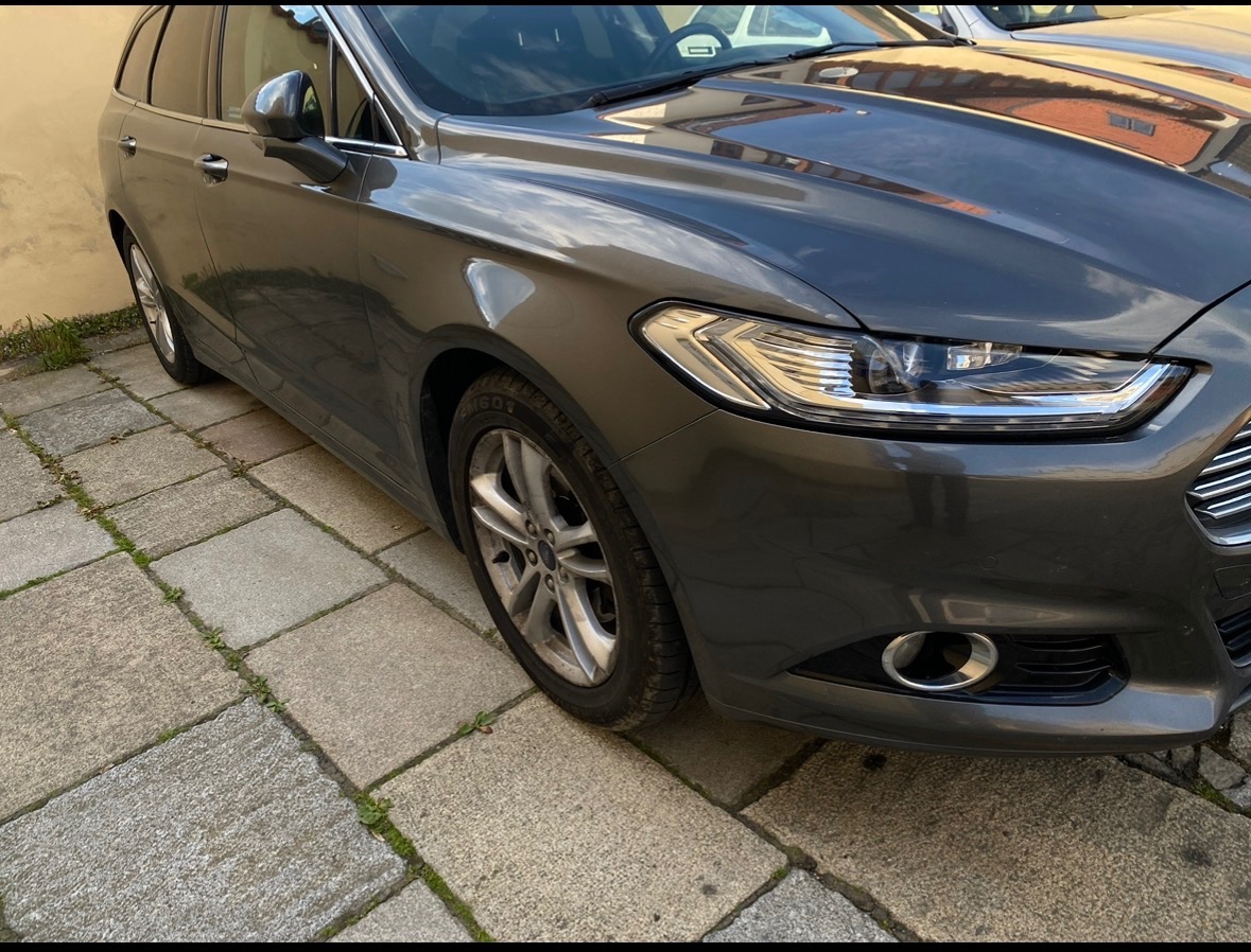 Ford Mondeo Mk5 - 4