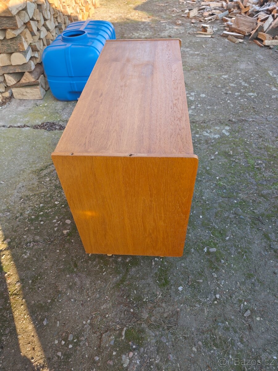 KOMODA JIROUTEK. - 4