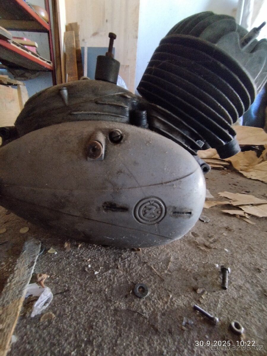 Motory ČZ - 4