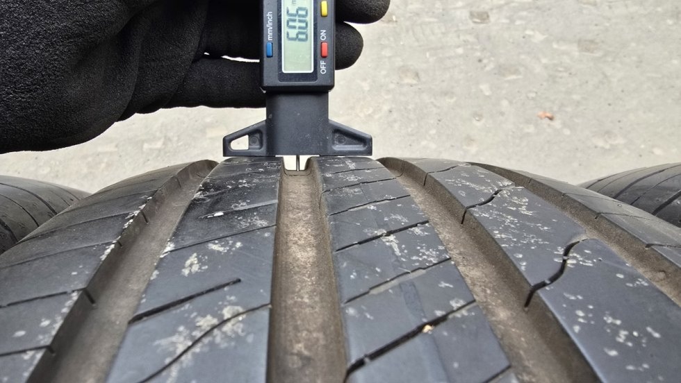 Letní pneu 215/55/17 Good Year - 4