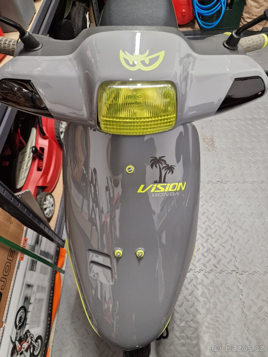 Honda Vision 50 - 4