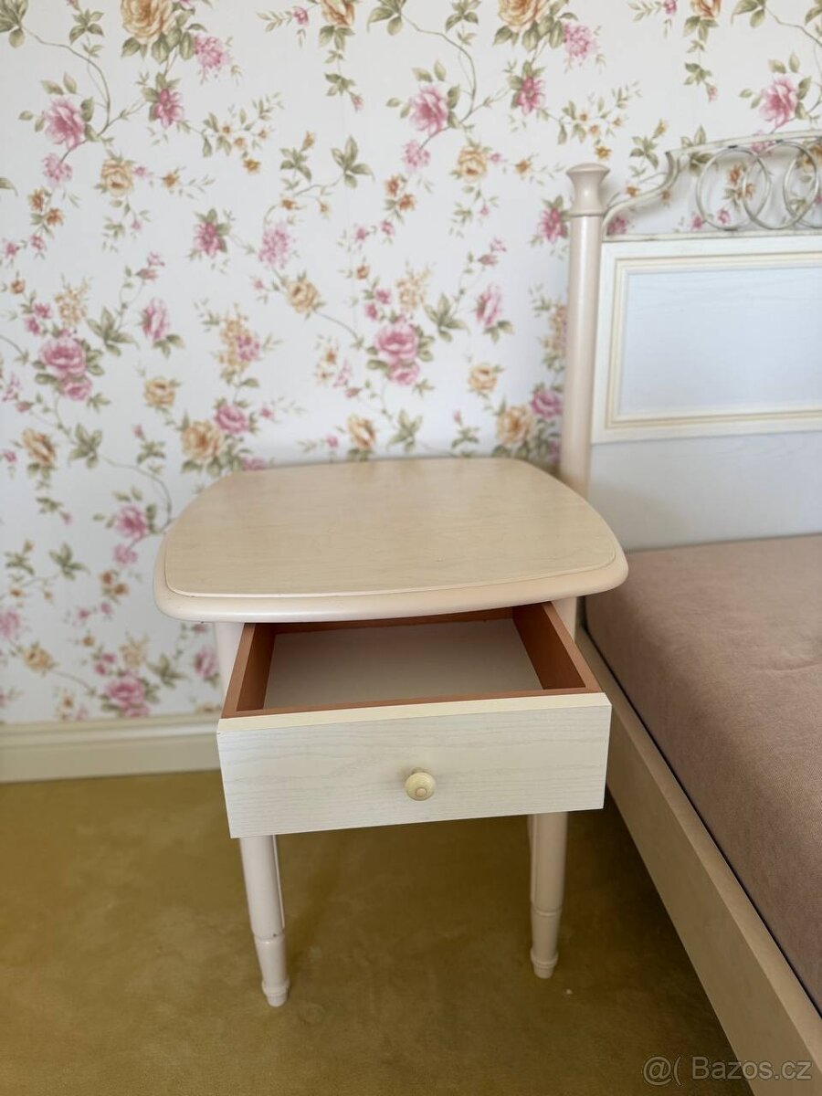 Sestava Nábytku - 4