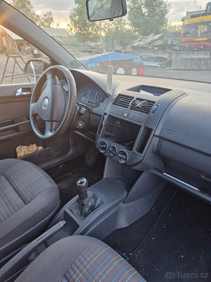 Volkswagen Polo 9N 2007 - 4