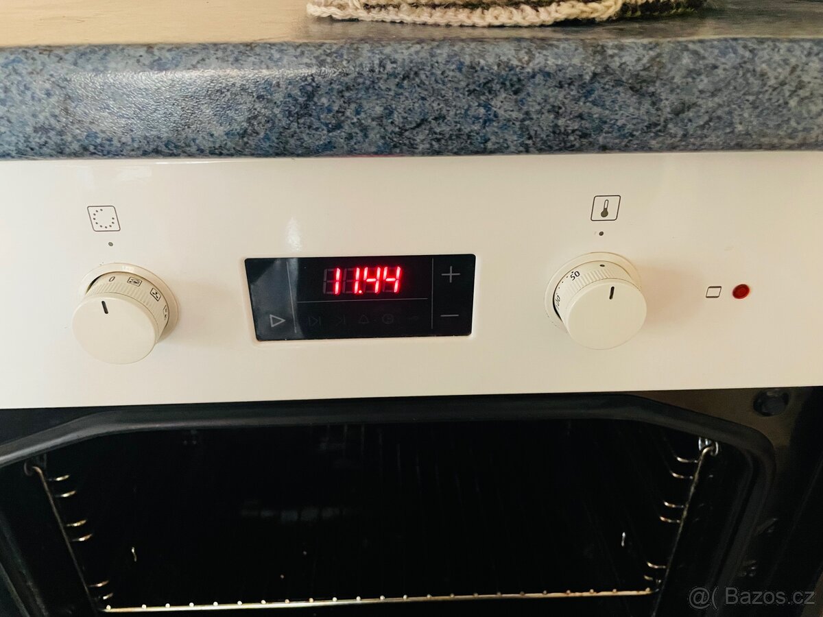 Vestavná trouba - 4