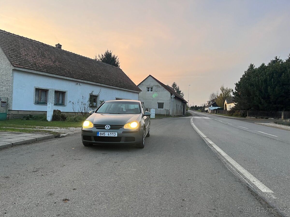 Golf 5 1.9 77kw 5Q - 4