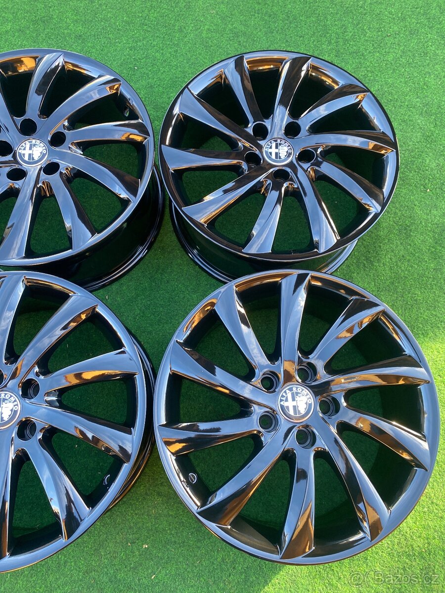 ALU KOLA ALFA GIULIETTA R17’ 5X110 BLACK - 4