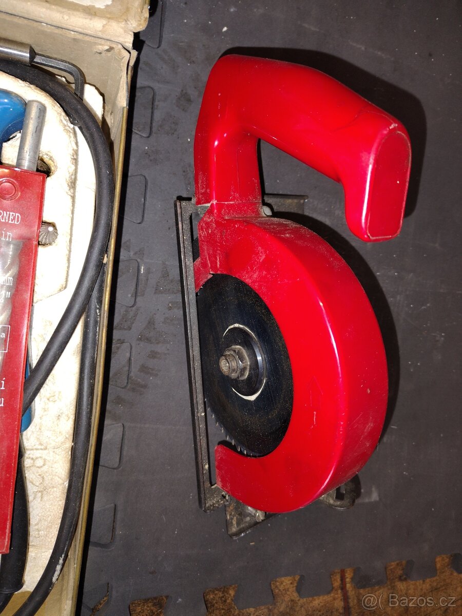 Stará vrtačka NAREX - 4