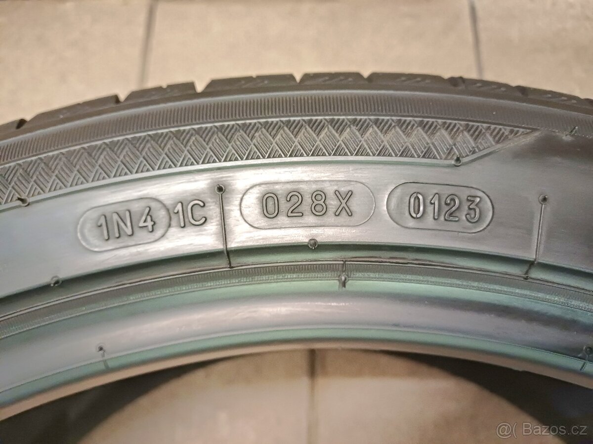 LETNÍ pneu Kleber 245/40/r19 4ks - 4