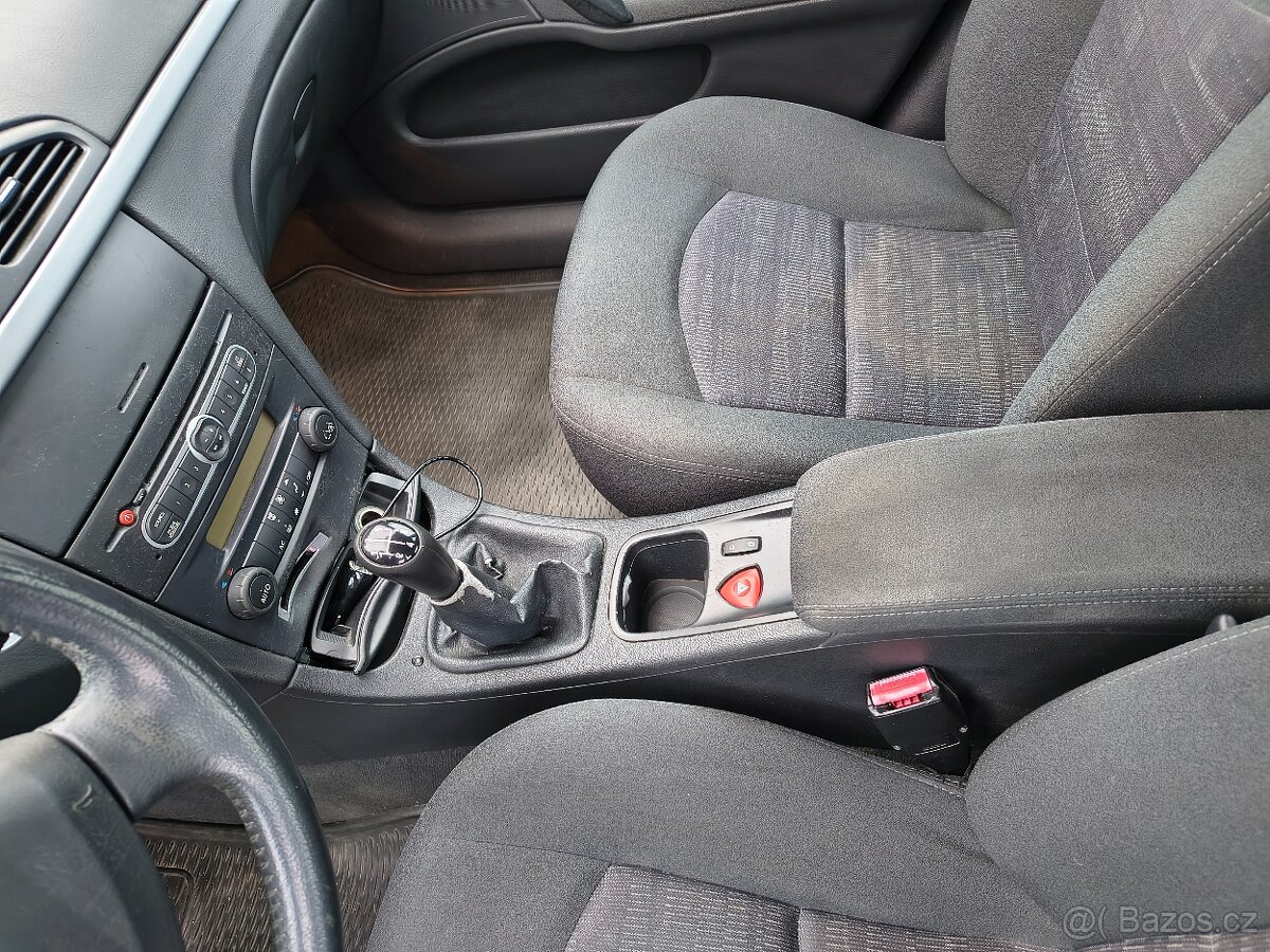 Renault Laguna 2 - 4