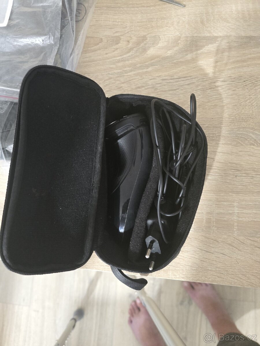 Holicí strojek philips Serie 1000 - 4