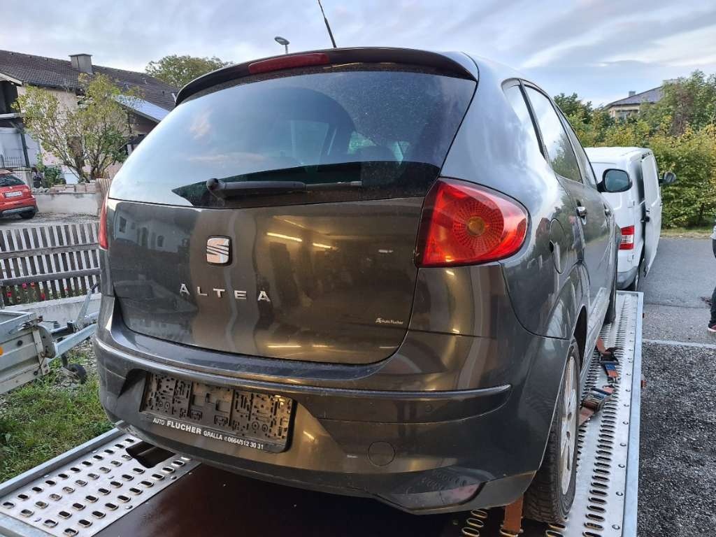 Seat Altea 1.4TSI - facelift - díly z vozu - 4