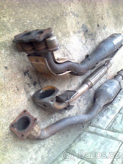 Prodám výfuky + katalyzátory na VW + Seat. - 4