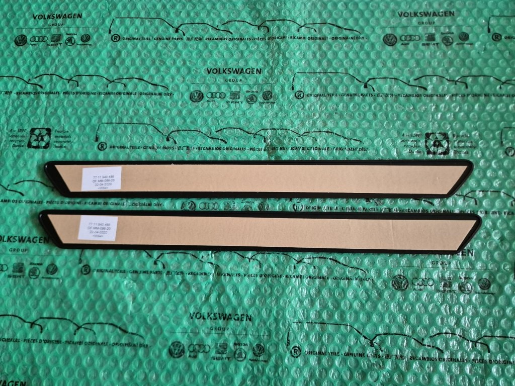 dekorativní ozdobné a ochranné lišty prahu Renault Captur 77 - 4